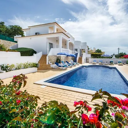 Toriba Villa